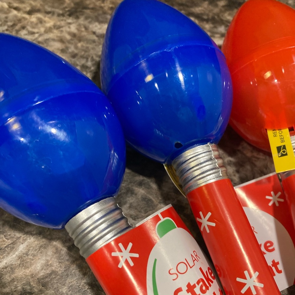 NWT 4 Solar Christmas Bulb Light Bundle - Picture 2 of 3
